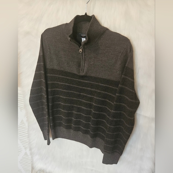 Dockers Classic Men's 3/4 Zip Pullover Sweater (NWOT) - Picture 3 of 8